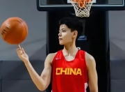 米兰体育网页-李缘出战17分钟，投篮6中2、三分3中0得到4分2篮板6助攻的简单介绍