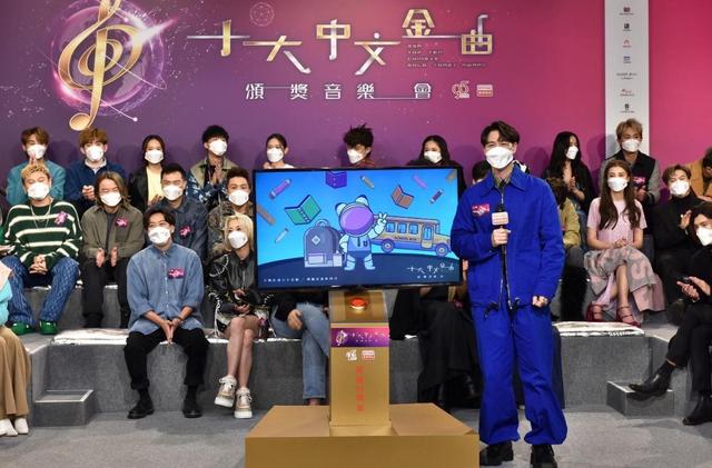 记者乌度卡多次敦促惠特摩尔以团队为先，但未能如愿